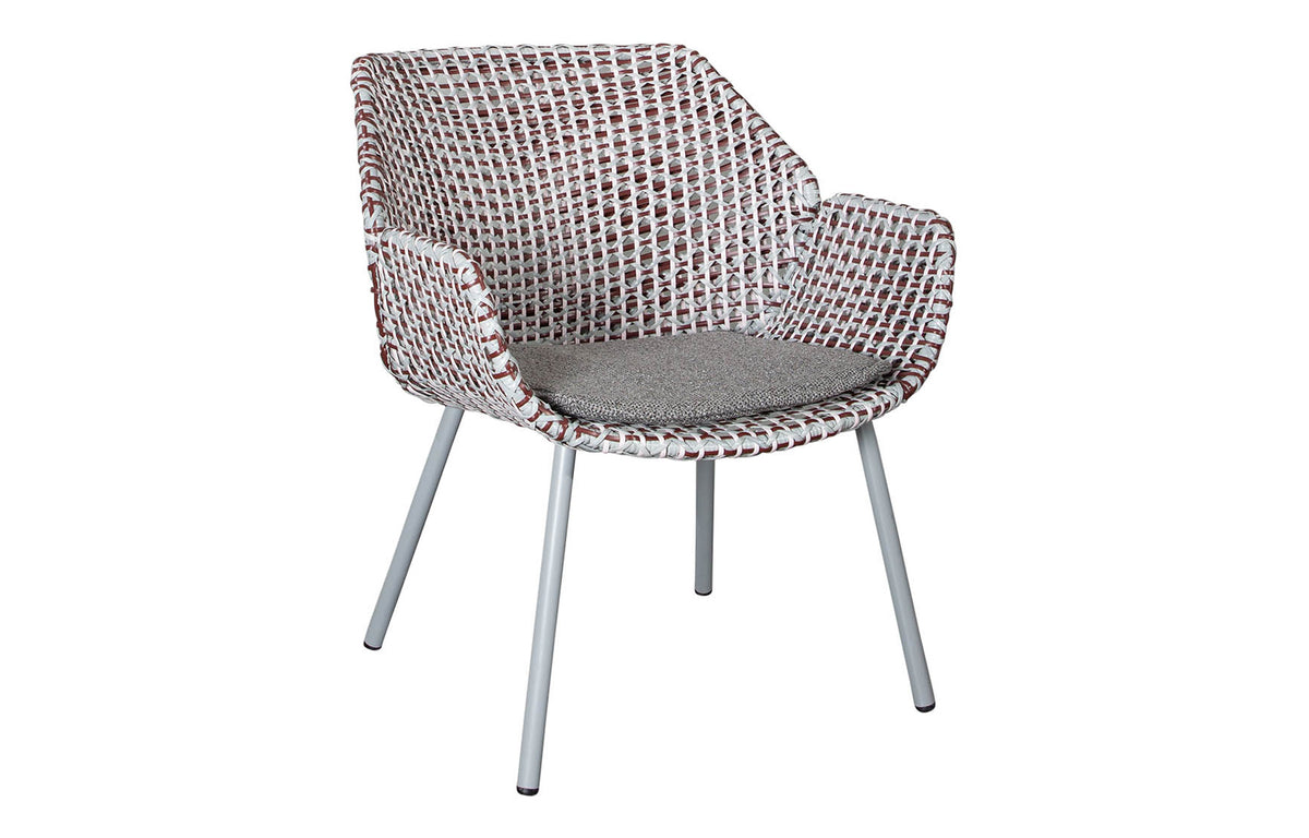 Vibe Outdoor Lounge Chair by Cane-Line - Light Grey/Bordeaux/Dusty Rose Fiber Weave, Dark Grey Wove Cushion.
